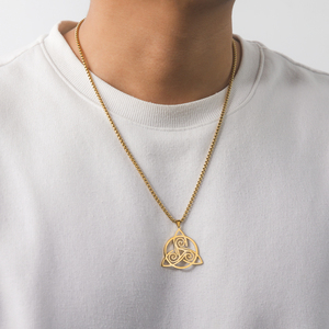 Collar de Mujer con Símbolo de Espiral Triple Myshape, Nudo de Bruja Triangular, Amuleto de <span class=keywords><strong>Buena</strong></span> <span class=keywords><strong>Suerte</strong></span> Celta, Joyería de Brujería de Acero Inoxidable - Product Image 6