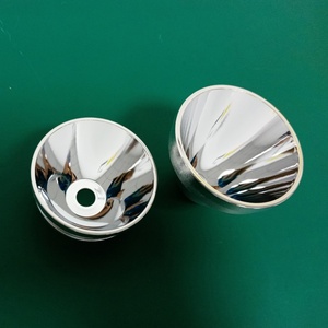 Carcasa de Linterna de Aluminio Mecanizada por CNC Personalizada con Reflectores y Piezas de Acero Inoxidable para Electroerosión por Hilo - Product Image 1