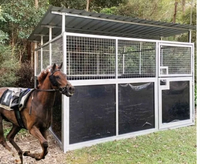 Abri pour chevaux de style australien - Grange préfabriquée à installation rapide pour une utilisation en extérieur