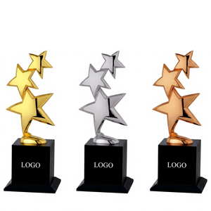Trophée Star Trophy modèle 603 plaqué or, argent et bronze, trophée sportif durable en métal avec base en bois noir - Product Image 1