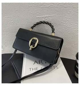 Bolsos de mano para mujer, de piel sintética, con cadena, bolsos de hombro 2023, bolso de axila para damas J0106 - Product Image 6