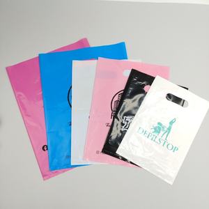 Sacs de courses en plastique PE orange découpés sur mesure avec logo personnalisé, faible MOQ, recyclables, sachets à fond plat avec bec verseur et fermeture supérieure - Product Image 4