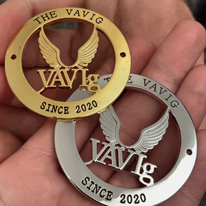 Etiqueta de <span class=keywords><strong>metal</strong></span> con forma de rectángulo y nombre de marca personalizado logotipo grabado de aleación de zinc etiqueta de <span class=keywords><strong>metal</strong></span> para bolso - Product Image 2