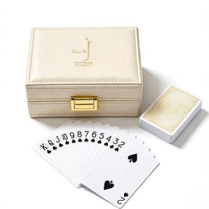 Caja <span class=keywords><strong>de</strong></span> Cuero PU <span class=keywords><strong>de</strong></span> Diseño Personalizado <span class=keywords><strong>de</strong></span> Alta Gama para Cartas <span class=keywords><strong>de</strong></span> Póker <span class=keywords><strong>de</strong></span> Doble Baraja 100% Plástico con Lápiz y Cuaderno - Product Image 2