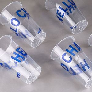 Gobelet en plastique PP rigide personnalisé avec logo imprimé pour boissons chaudes/froides, jetable, pour café glacé, jus, lait, thé, avec couvercles et pailles - Product Image 1
