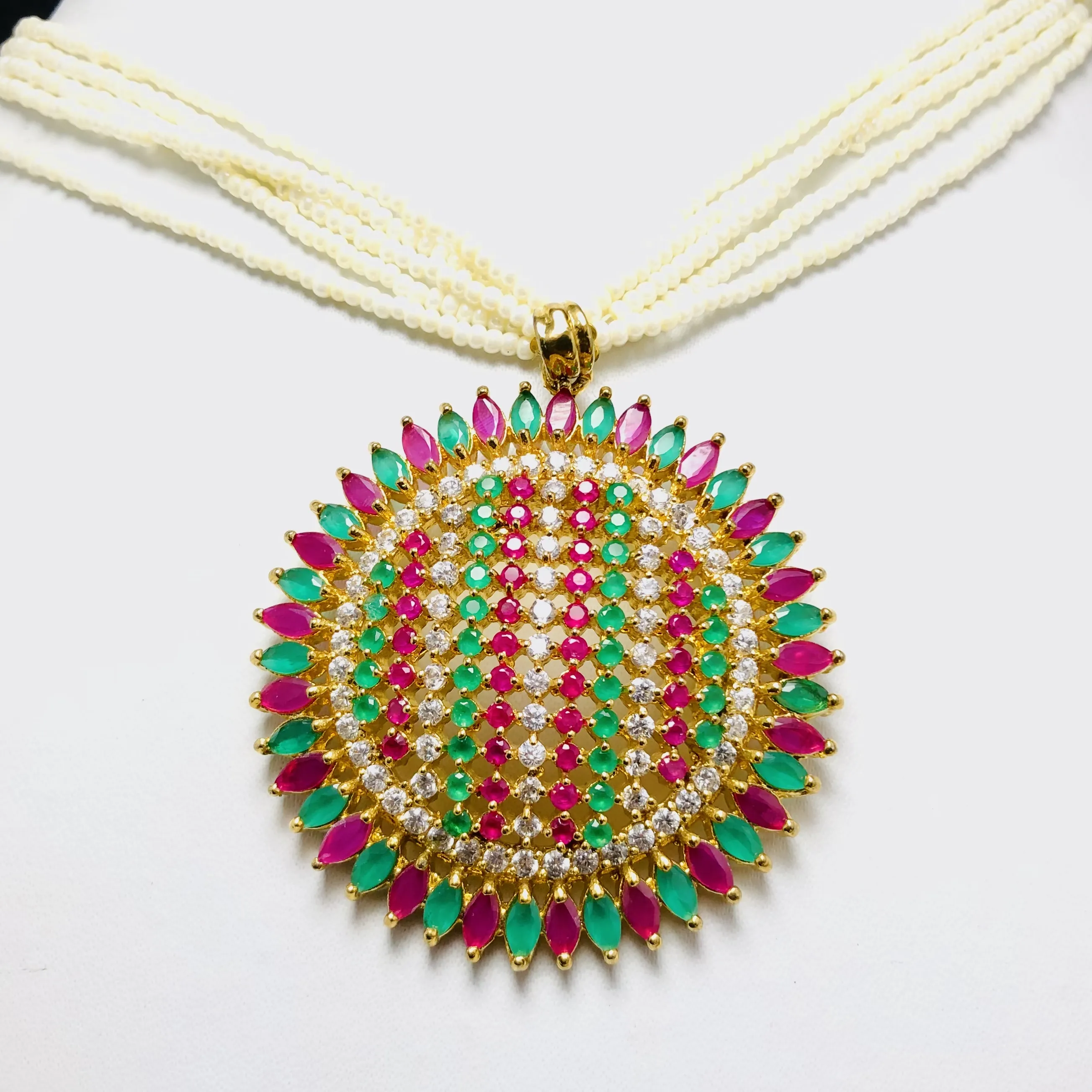 Muttertag Thema Schmuck Halskette Mutter Mode Elegante bunte Epoxy Sonnenblume Anhänger Halskette Frauen runde Halsketten