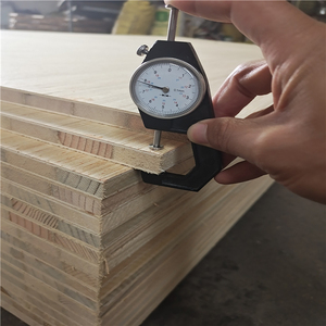 Thương mại <span class=keywords><strong>Veneer</strong></span> phải đối mặt với blockboard/Khối Hội Đồng Quản trị 1220mm x 2440mm rắn thông melamine sồi paulownia lõi gỗ sử dụng đồ nội thất nhà bếp - Product Image 2