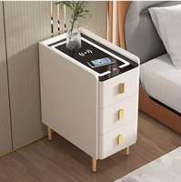 Table de chevet moderne en bois massif avec chargeur USB sans fil, rangement et haut-parleur intelligent - Trois tiroirs pour chambre à coucher