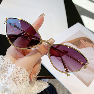 European And American Style Small Frame <b>Sunglasses</b> Metal Cat Eye UV400 Unisex Sun Protection - Product Image 2