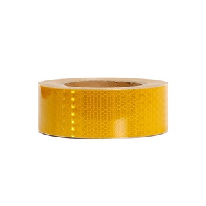 Ruban adhésif réfléchissant en PVC alvéolé imprimable, indéchirable, en gros, tailles personnalisables <span class=keywords><strong>pour</strong></span> camions, voitures, remorques - Product Image 1