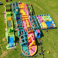 Parcours d'obstacles gonflable géant personnalisé pour parc d'attractions