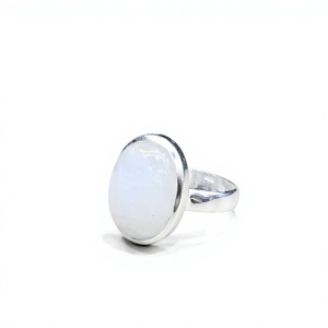 Bague en argent sterling 925 avec pierre de lune ovale cabochon, gemme à reflets bleus, bijoux en gros JAIPUR SILVER - Product Image 2