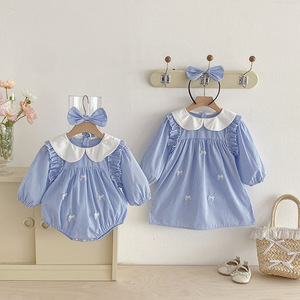 Vestidos de bebé estilo princesa de otoño, peleles de manga larga con encaje floral y cuello de muñeca para niñas, conjunto lindo para hermanas. - Product Image 3