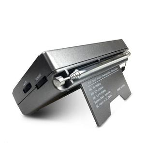 Récepteur radio portable 9 bandes FM MW SW avec écran LCD, fonction mémoire, préréglages et minuterie de mise en veille pour usage quotidien - Product Image 2