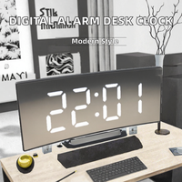 Horloge de bureau électronique moderne en gros avec affichage à aiguilles, en résine, radio et détection tactile