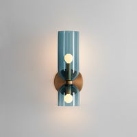 Lampe de chevet design moderne à double tête LED pour couloir Applique murale créative en verre pour chambre à coucher et salon Application droite