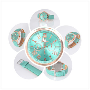 Nuovo <span class=keywords><strong>Orologio</strong></span> da <span class=keywords><strong>Donna</strong></span> Dorato di Lusso con Bracciale, Numeri Romani, Cinturino in Ecopelle, Analogico al Quarzo, Elegante <span class=keywords><strong>Orologio</strong></span> Geneva da <span class=keywords><strong>Donna</strong></span> - Product Image 2
