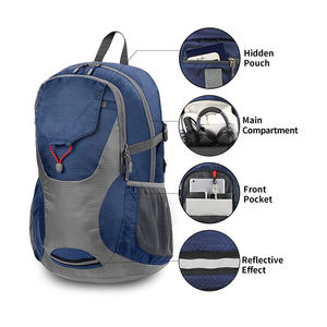 Mochila Ultraligera Unisex con Cierre de Cremallera, Forro de Poliéster Suave, Diseño de Letras, para Senderismo y Viajes - Product Image 2