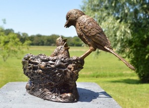 Escultura de jardín de bronce estatuilla decorativa Pájaro lindo con pájaros bebés y escultura de nido artesanías de Metal decoración del hogar y jardín - Product Image 3