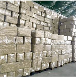 Mousse de Sphagnum Séchée Premium OEM Personnalisée 5kg en Matériau de Verre Compressé pour Reptiles en Vrac - Product Image 4