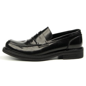 Mocasines para Hombre 2026, Estilo Británico, Versátiles, Casuales, Punta Redonda, Tacón Plano, Sin Cordones - Product Image 2