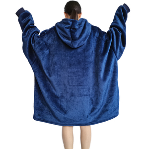 <span class=keywords><strong>Felpa</strong></span> Oversize Personalizzata in <span class=keywords><strong>Pile</strong></span> 100% Poliestere Trapuntata Semplice Comoda con Cappuccio <span class=keywords><strong>Coperta</strong></span> Indossabile Tessuta all'Ingrosso - Product Image 4