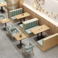 Mobilier moderne pour restaurant commercial Ensemble table et chaise carrées en bois Canapé en cuir Hôtel Salle à manger Café Boutique Sièges de stand