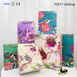Sac en papier de luxe en carton avec impression de motifs floraux et d'oiseaux, logo 'Thank You', logo <span class=keywords><strong>Mather</strong></span>, logo 'Ivory Promotion Gixt Belt', pour la promotion - Product Image 1