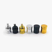 Bouchon à vis en plastique de luxe en gros avec couronne et fonction anti-déversement pour flacons de parfum
