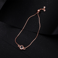 Bracelet rond en acier inoxydable plaqué or avec projection de photo personnalisée pour femmes