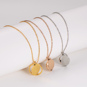 Cadeaux de Noël <span class=keywords><strong>bijoux</strong></span> de sublimation graver personnalisé ébauches de pièces de monnaie collier pendentif rotatif pour la <span class=keywords><strong>gravure</strong></span> au laser - Product Image 2