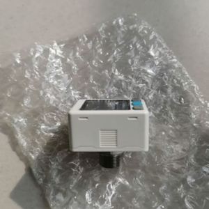 เซ็นเซอร์วัดระยะใกล้แบบเหนี่ยวนำ Spot Commodities KP50EH-031-F1C - Product Image 4
