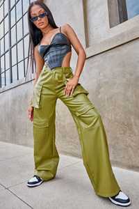 2022 personnalisé femmes taille haute jambe large Faux <span class=keywords><strong>cuir</strong></span> <span class=keywords><strong>pantalon</strong></span> Y2K Streetwear Style <span class=keywords><strong>cuir</strong></span> lavé <span class=keywords><strong>Cargo</strong></span> <span class=keywords><strong>pantalon</strong></span> - Product Image 4