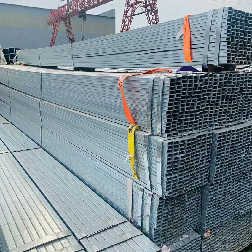 2 inç 3x3 dikdörtgen galvanizli çelik kare borular GI 1mm 1.8mm kalınlığı sıcak daldırma galvanize köşeli boru