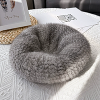 Béret en fourrure de vison véritable pour femme, vente en gros d'usine, chapeau d'hiver chaud et luxueux en fourrure de vison tricotée, couvre-chef pour femme
