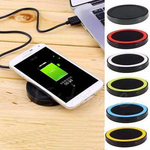 Suministro de fábrica Q5 <span class=keywords><strong>cargador</strong></span> inalámbrico Mini almohadilla de carga inalámbrica rápida para <span class=keywords><strong>Samsung</strong></span> mini almohadilla de carga inalámbrica portátil redonda - Product Image 3