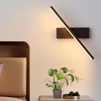 Lampe murale moderne à lumière rotative, intérieur 330 °   Éclairage mural pour couloir, chambre à coucher, salon, salle de bain