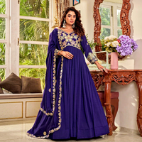 Ensemble de robe Anarkali indienne ethnique bleue brodée pour femmes, robe de mariée traditionnelle longue et ample avec dupatta
