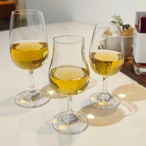 <span class=keywords><strong>Verre</strong></span> à dégustation professionnel ISO en gros, forme élégante, gobelet à whisky spécialisé pour <span class=keywords><strong>sommelier</strong></span>, <span class=keywords><strong>verre</strong></span> à shot en cristal pour whisky Château - Product Image 3