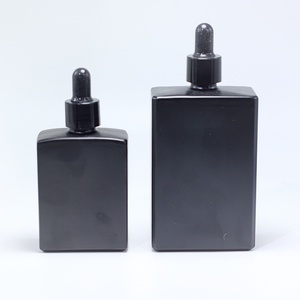 Botellas cuentagotas cuadradas de vidrio negro mate de 15ml 30ml 50ml 100ml para envasado de aceites esenciales y cuidado de la piel con logotipo personalizado - Product Image 3