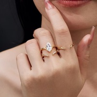 Cincin Set Paduan Seng Kristal Inlay Harga Murah Terbaru Trendi Perhiasan Wanita Mewah Ringan Modis