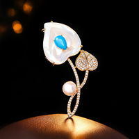 Broche XILIANGFEIZI en coquillage naturel, lys calla, feuille de perle d'eau douce, corsage haut de gamme, cadeau, vente en gros