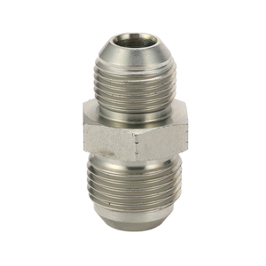 Conector de Tubería Hexagonal Recto Concéntrico de 0.75 x 0.5, Galvanizado, Acero al Carbono Forjado, BSPT, MSS-SP95, ASTM A234 WPB, Sch 160 - Product Image 1