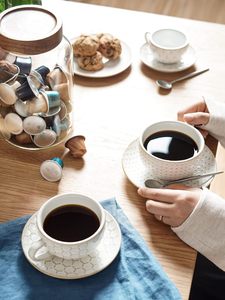 Ensemble de 4 tasses à café en céramique gaufrée pour cadeau de pendaison de crémaillère pour cappuccino, latte, café moka, thé - Product Image 4
