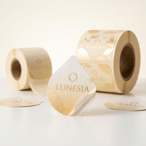Kundenspezifisch Bedruckte Wasserfeste Ölbeständige Kosmetik-Etiketten Selbstklebende Aufkleber-Rolle für Hautpflege-Parfüm-Glas-Verpackungen - Product Image 2