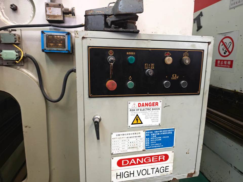 Good CNC Hydraulic Sheet Bending Machine Automatic Press Brake Machine ...