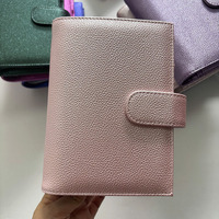 Y&G Wholesale A6 Couverture de carnet de budget en cuir PU grainé noir, finition nacrée métallique, avec anneaux, pour agenda, organisateur et planificateur, avec feuille de rechange