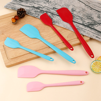 Spatule de cuisine en silicone colorée résistante à la chaleur pour pâtisserie, outils à gâteau, mélangeur de crème, racloir à beurre
