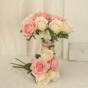 <span class=keywords><strong>Bouquet</strong></span> de roses artificielles polyvalent rose <span class=keywords><strong>et</strong></span> <span class=keywords><strong>blanc</strong></span> avec feuilles vertes pour centres de table de mariage, bouquets de mariée, décorations de fête - Product Image 2