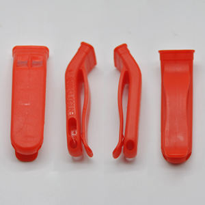 Supervivencia al aire libre Rescate en el agua Emergencia Seguridad Marina Silbato de plástico naranja con collar de cordón - Product Image 4